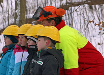 Waldpädagogik für Kinder – “Was macht der Förster im Wald?”